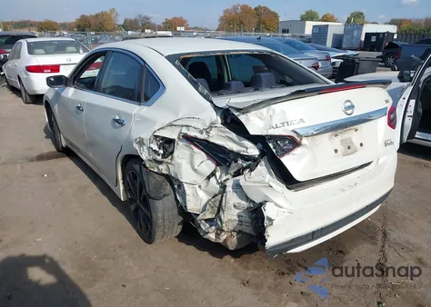 2017 Nissan Altima 2.5 Sr z USA, uszkodzony, nr VIN 1N4AL3AP8HC228563